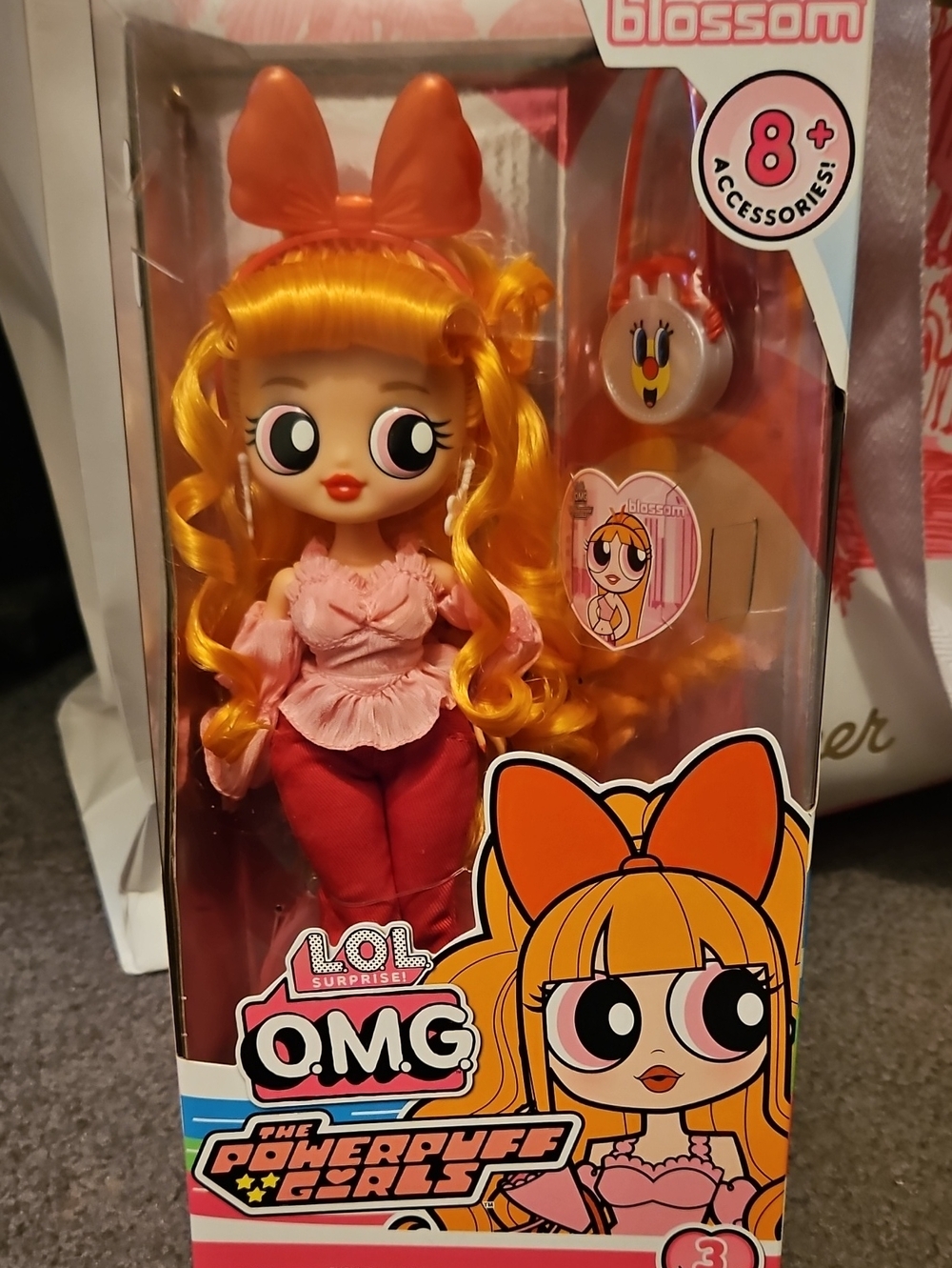 L.O.L. Surprise! O.M.G. Blossom Doll - Orange Hair, Pink Outfit